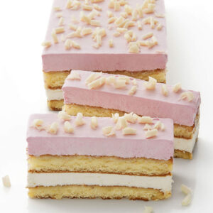 Torta al gusto crema fragola